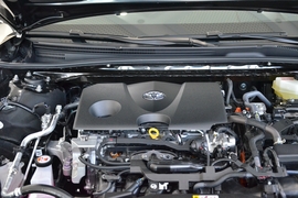 2024款丰田凯美瑞