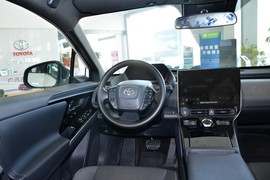 2025款丰田铂智4X