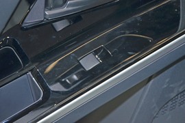 2025款丰田铂智4X