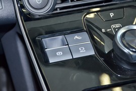 2025款丰田铂智4X