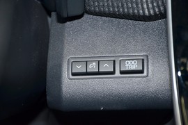 2025款丰田铂智4X