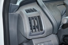 2025款丰田铂智4X