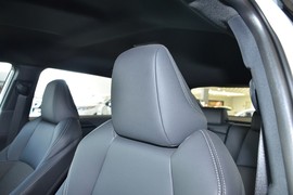 2025款丰田铂智4X