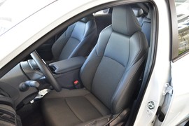 2025款丰田铂智4X