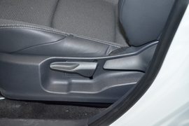 2025款丰田铂智4X