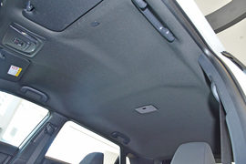 2025款丰田铂智4X