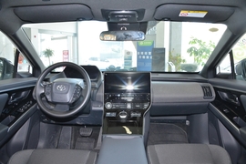 2025款丰田铂智4X