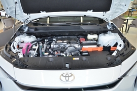 2025款丰田铂智4X