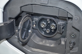 2025款丰田铂智4X