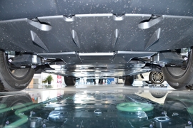 2025款丰田铂智4X