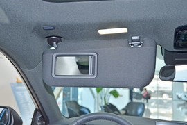 2025款丰田凯美瑞