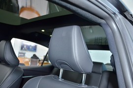 2025款丰田凯美瑞