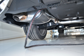 2025款丰田凯美瑞