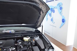 2025款丰田凯美瑞