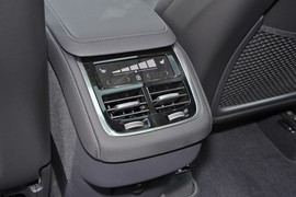 2025款沃尔沃XC90