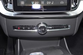 2025款沃尔沃XC90