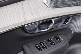 2025款沃尔沃XC90