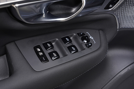 2025款沃尔沃XC90