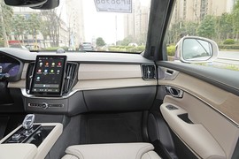2025款沃尔沃XC90