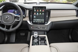 2025款沃尔沃XC90