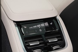 2025款沃尔沃XC90