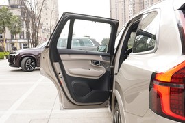 2025款沃尔沃XC90