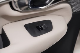 2025款沃尔沃XC90