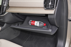 2025款沃尔沃XC90