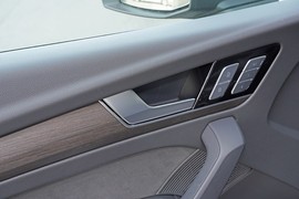 2025款奥迪Q5L