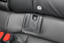 2025款丰田凯美瑞双擎