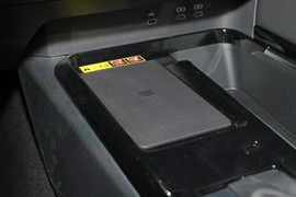 2025款丰田凯美瑞双擎