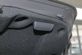 2025款丰田凯美瑞双擎