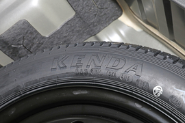 2025款丰田凯美瑞双擎