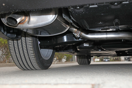 2025款丰田凯美瑞双擎