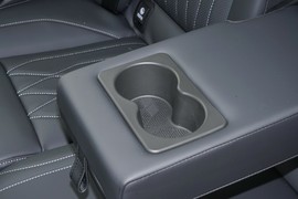 2025款奇瑞艾瑞泽8