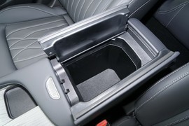 2025款奇瑞艾瑞泽8