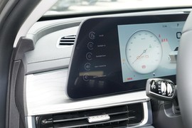 2025款奇瑞艾瑞泽8