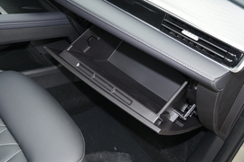 2025款奇瑞艾瑞泽8