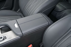 2025款奇瑞艾瑞泽8