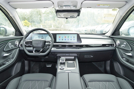 2025款奇瑞艾瑞泽8