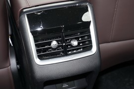 2025款奇瑞瑞虎7