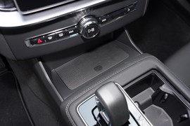 2025款沃尔沃XC90