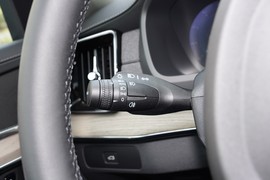 2025款沃尔沃XC90