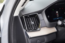 2025款沃尔沃XC90