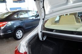 2014款海马M3