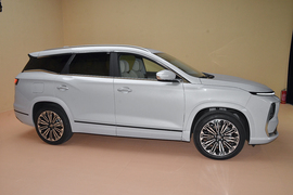 2025款捷途山海L9