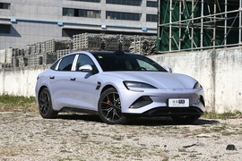 2025款比亚迪海豹