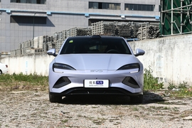 2025款比亚迪海豹