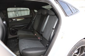 2025款比亚迪海豹