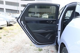 2025款比亚迪海豹